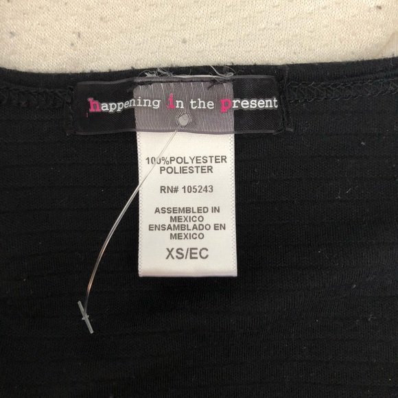 XS Sweatheart Blk Crop Top - Picture 3 of 5